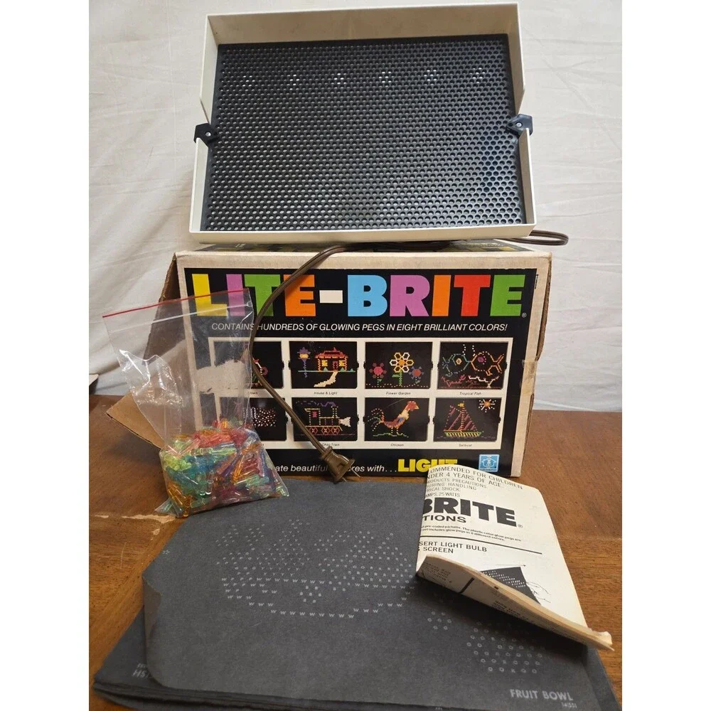 LITE-BRITE by Hasbro Original Box Light Bright 1981 Complete Works Unpunched Vtg